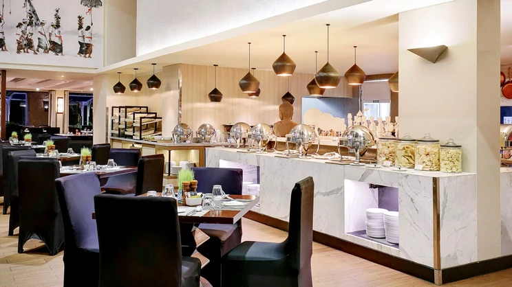 Pullman Bali Legian Beach